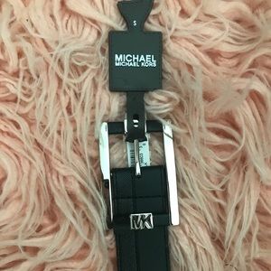 NEW WITH TAGS Michael Kors Black Belt